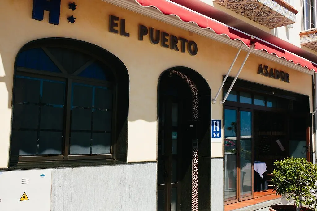 Hostal El Puerto Caleta De Velez 2*,