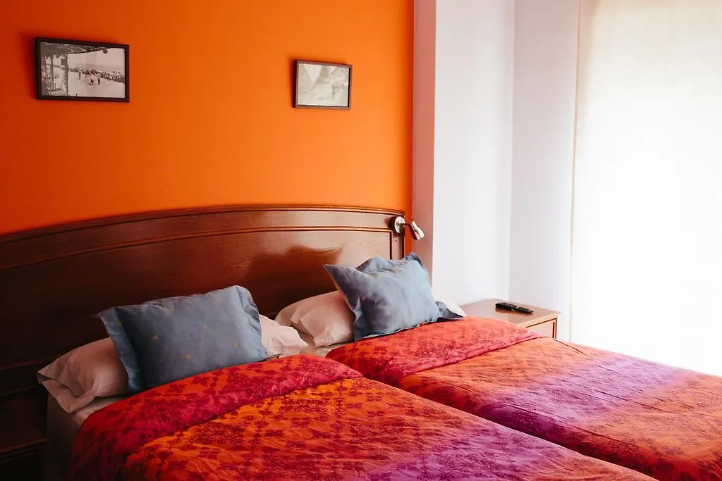 Hostal El Puerto Caleta De Velez Maison d'hôtes